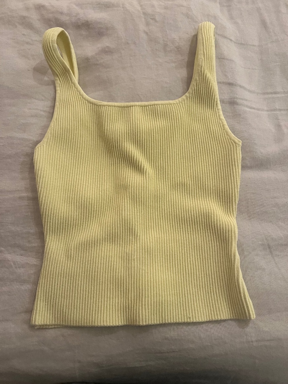 Babaton Ribbed Tank Top in Pale Yellow
